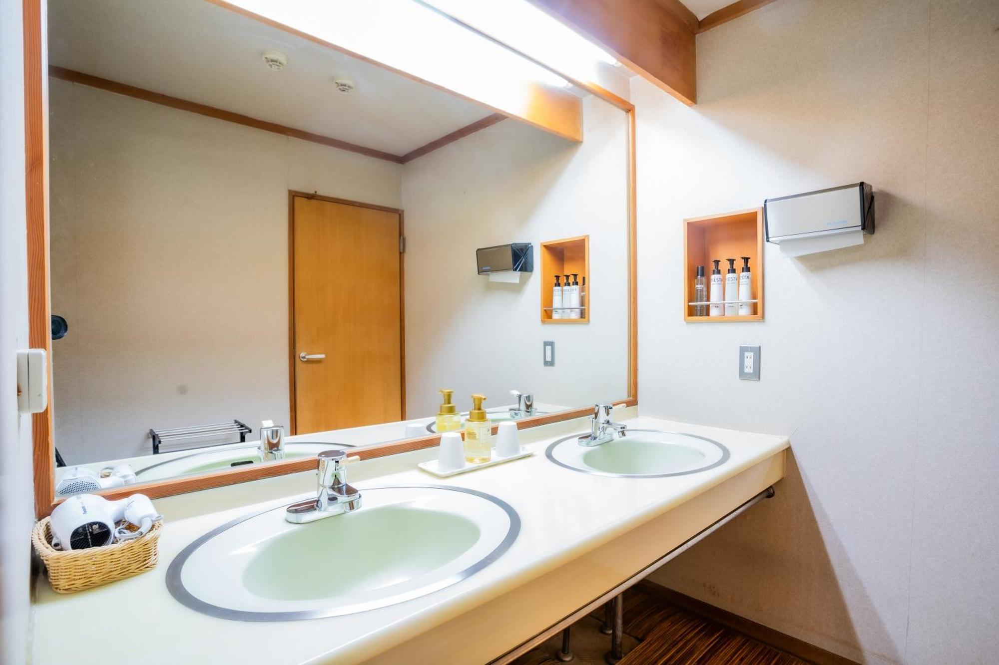 Higaki Hotel Gamagori Eksteriør bilde